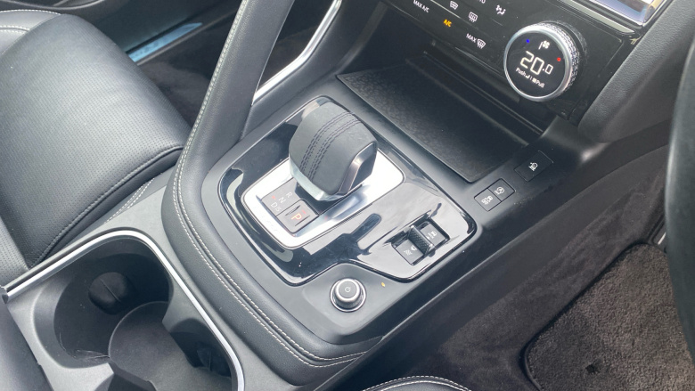 Jaguar E-Pace 2.0 D200 R-Dynamic SE 5dr Auto Diesel Estate